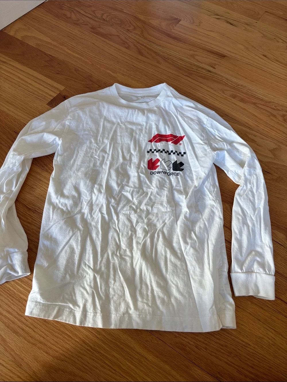 Gap long sleeve racer t shirt
